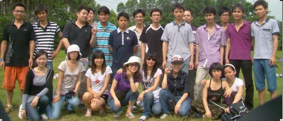 走進(jìn)“鄉(xiāng)村”，親近大自然