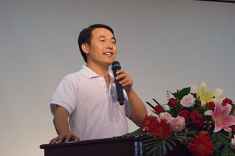 董事長湯傳忠先生做精彩的會議總結(jié)報告